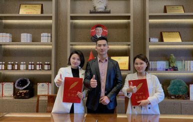 恭喜廣東深圳光明紀(jì)小姐，張小姐成功簽約加盟翌芙萊。