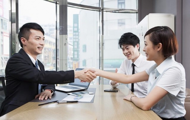 合伙開(kāi)美容院創(chuàng)業(yè)，這三種人千萬(wàn)不能要