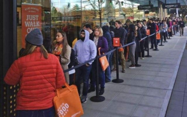 周邊都是祛斑美容店，顧客憑什么要選擇你？